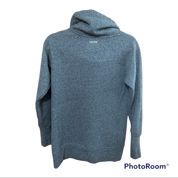 Calvin Klein Sweatshirt - Picture 2 of 6